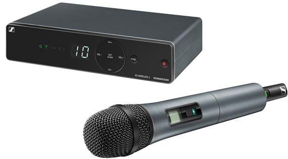 Sennheiser XSW 1-825 Handheld Wireless Vocal Set Front View