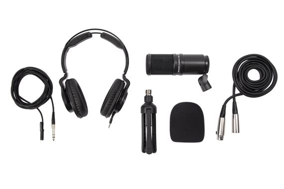 Zoom ZDM-1 Podcast Mic Pack And Accessory Bundle