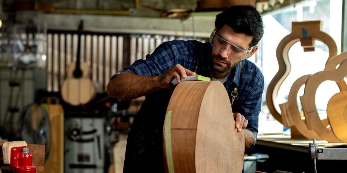 Breedlove Releases New U.S.-Made Artisan and Roots Series Guitars