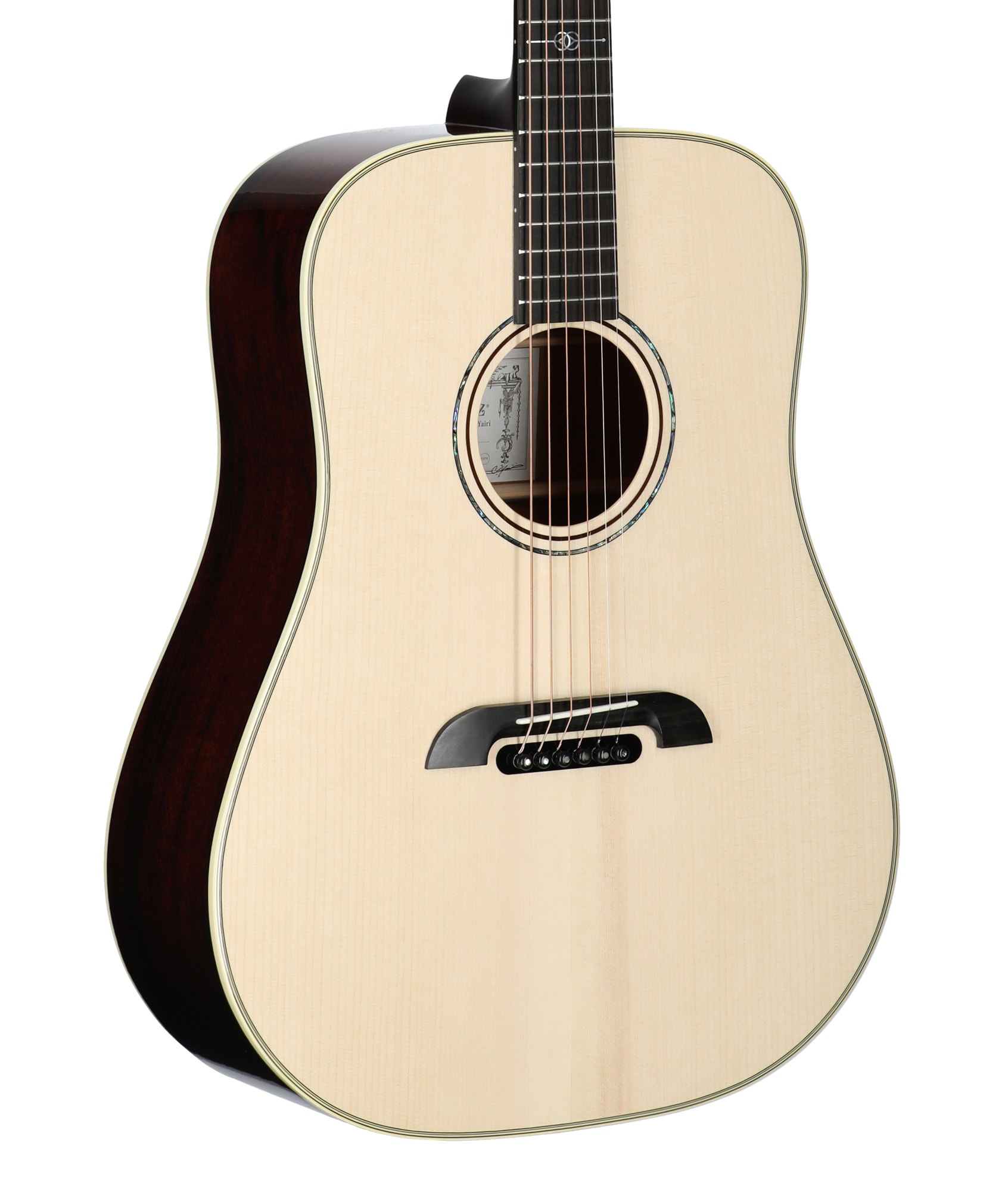 Alvarez Yairi DYM60HD Masterworks Dreadnought Acoustic with Case