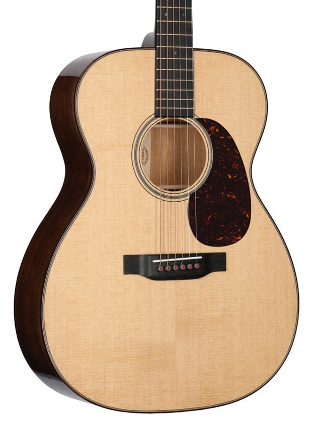 000 acoustic guitar body shape