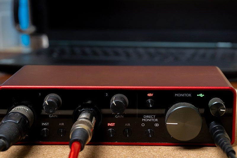 audio interface with phantom power