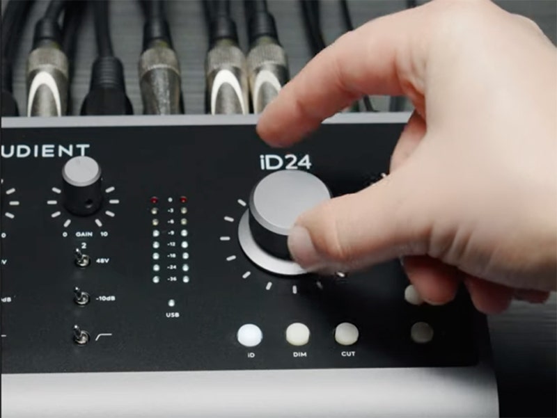 Audient iD24 USB Audio Interface | American Musical Supply