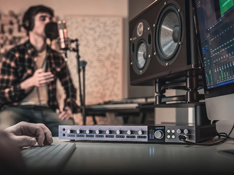 Audient iD48 Genuine Analogue Mic Preamps