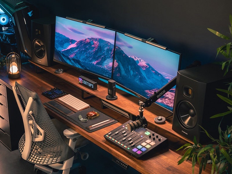 Adam Audio T8V Why the T8V Deserves a Spot In Your Studio