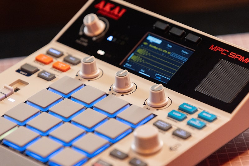 Akai MPC Sample Cut the Cord