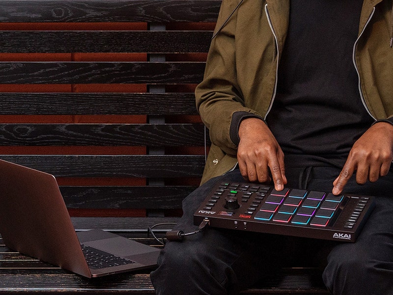 Akai MPC Studio Connect and Conquer
