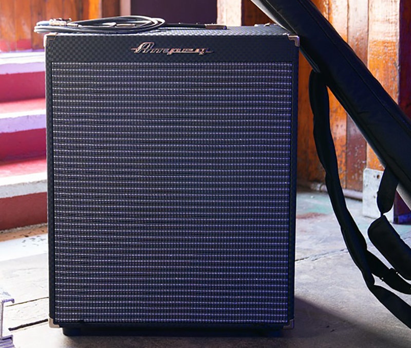 Ampeg Rocket Bass RB-210 Vintage Meets Modern