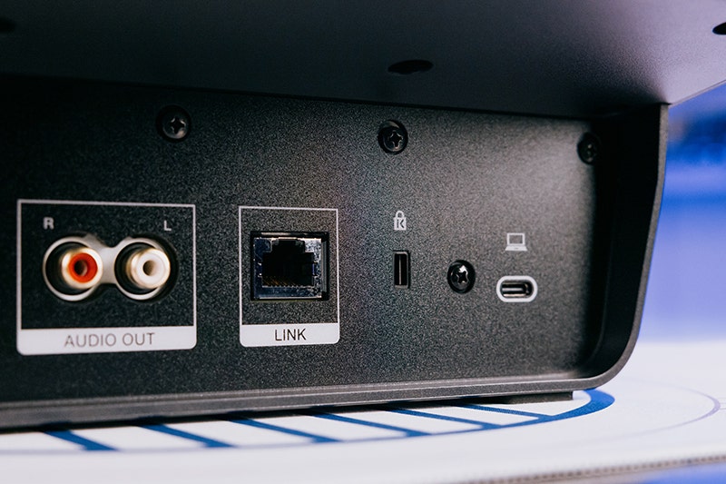 AlphaTheta CDJ-1500X The Right Player for the Right Space