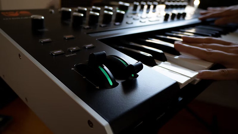 ASM Hydrasynth Deluxe Control Your Entire Setup
