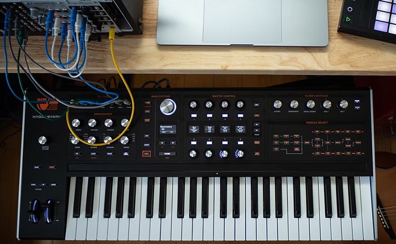ASM Hydrasynth Explorer A Sound Engine That Refuses to Think Small
