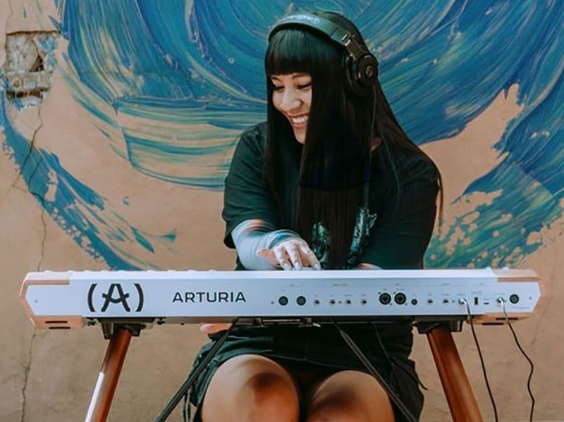 Arturia AstroLab 61 A Universe of Iconic Sounds