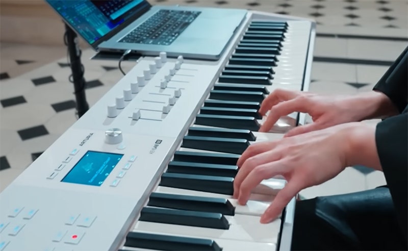 Arturia KeyLab MK3 A Software Bundle That Does the Heavy Lifting