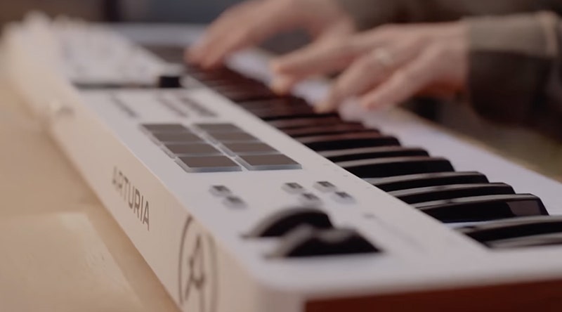 Arturia KeyLab Essential 61 mk3 More Than Just Keys