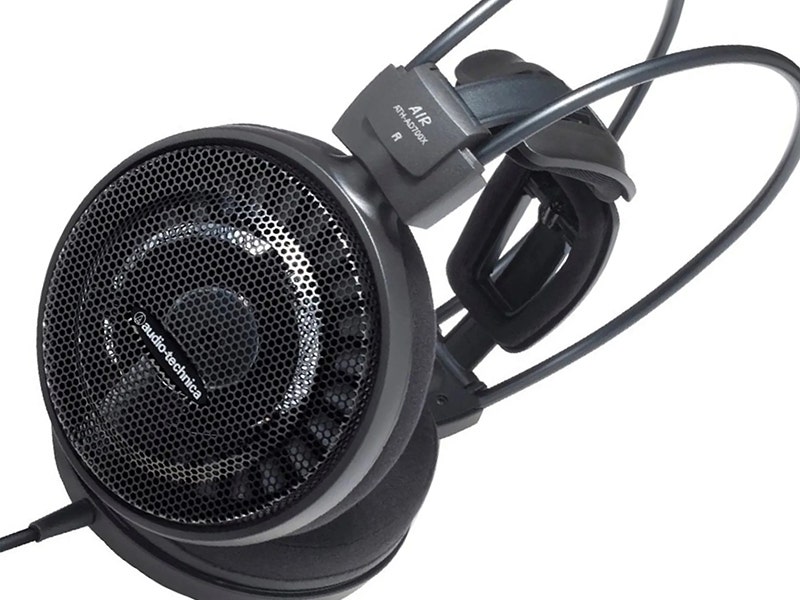 Audio-Technica ATH-AD700X A Design that Practically Floats