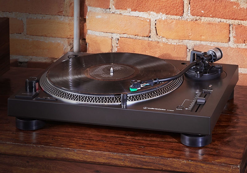 Audio Technica AT-LP120XUSB-BK Why This Turntable Redefines Your Listening