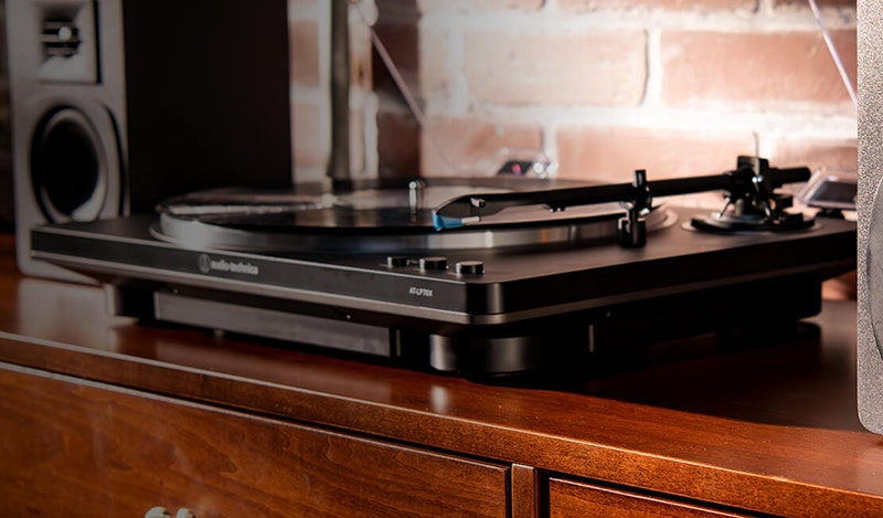 Audio Technica AT-LP70XBT Built to Last, Designed to Impress