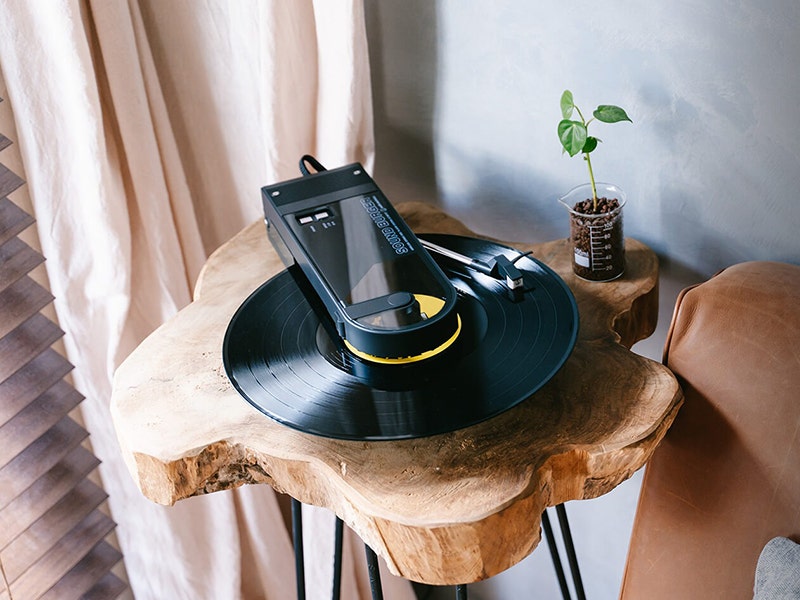 Audio-Technica AT-SB727 a Modern Revival of an Icon