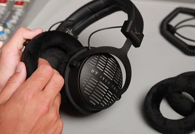 Beyerdynamic DT 1990 Pro MKII Flexible Listening Options