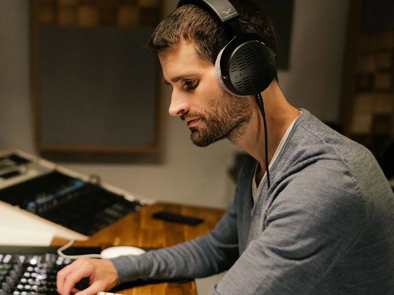Beyerdynamic DT 900 PRO X Stellar Sound, German-Engineered