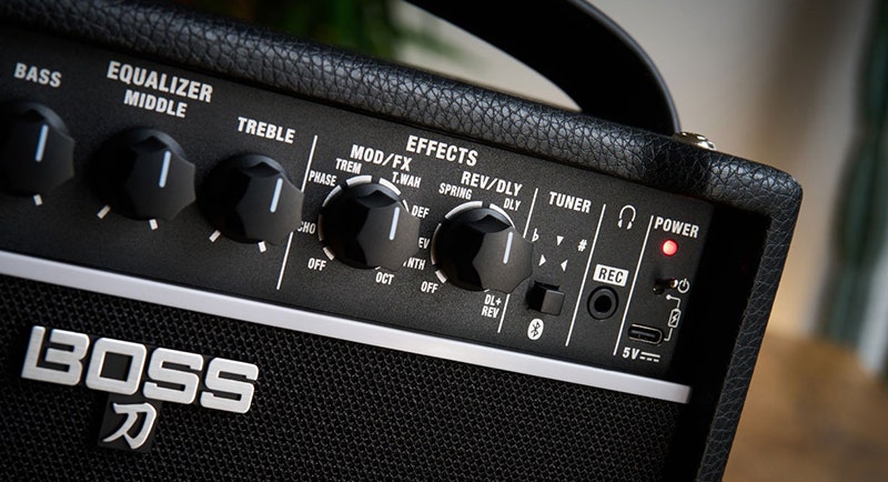 Boss Katana-Mini X The Ultimate Anywhere Amp