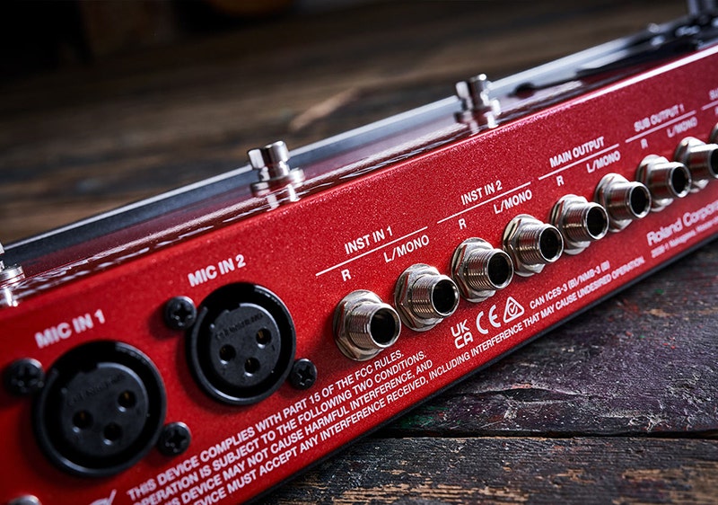 Boss RC-600 Multiple Input & Output Options