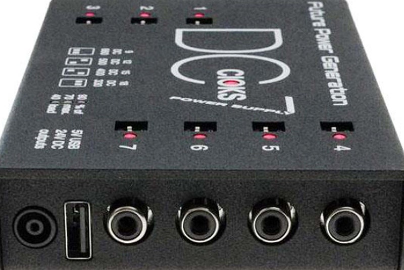Cioks DC7 Smart Features and Connectivity