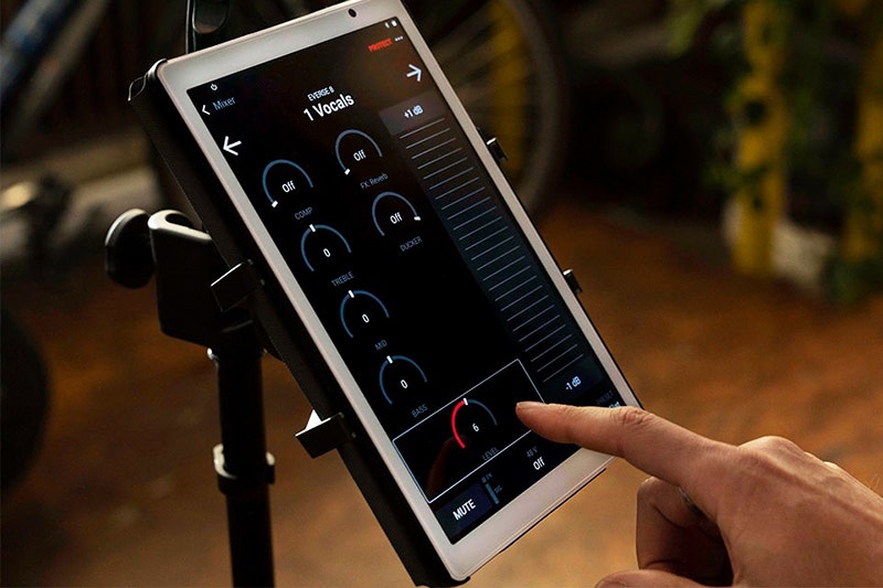 Electro Voice ZLX12P-G2 Smart Control at Your Fingertips