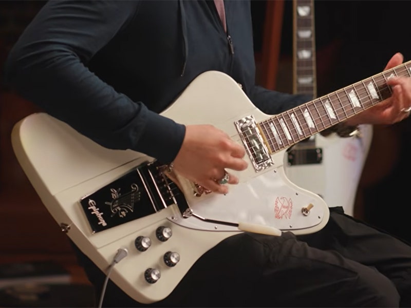 Gibson Custom 1963 Firebird V A Construction That Hits Different
