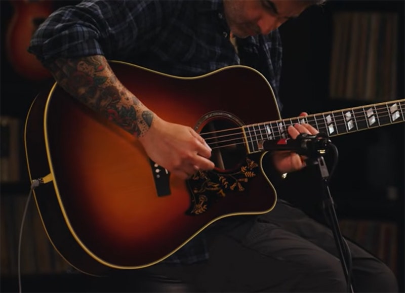 EPI ECHBDEC ABGH1 A Tonewood Giant