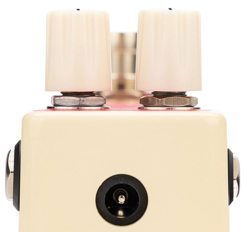 EarthQuaker Devices Barrows Fuzz Pedal Built for the Modern Pedalboard