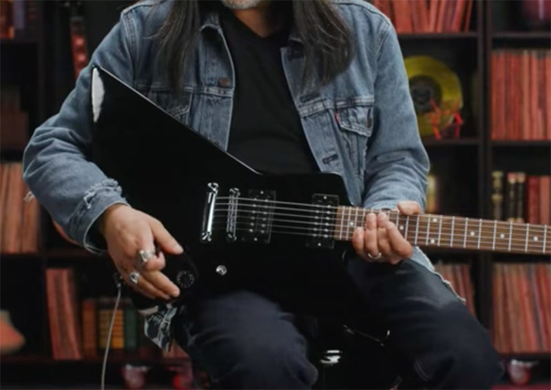 Gibson 80s Explorer Channel Your Inner Rock Star
