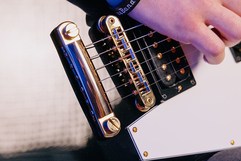 Gibson 70s Explorer A Timeless Traveler