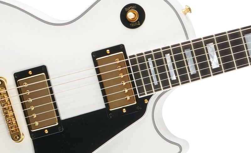 Gibson Les Paul Custom Craftsmanship That Begs to be Played