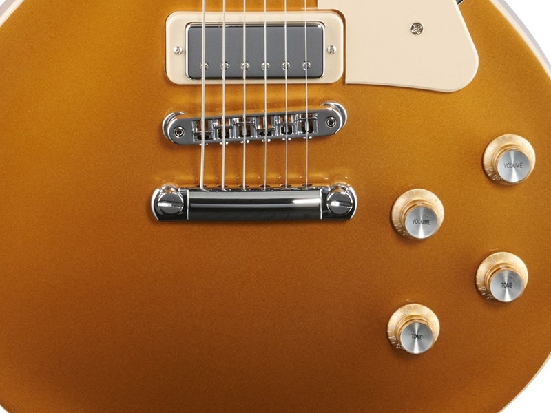 Gibson Les Paul Deluxe 70s Playability That Feels Just Right