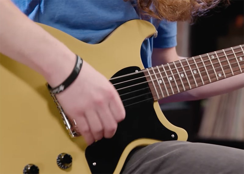 Gibson Les Paul Junior Double Cut Simplicity Is Its Superpower