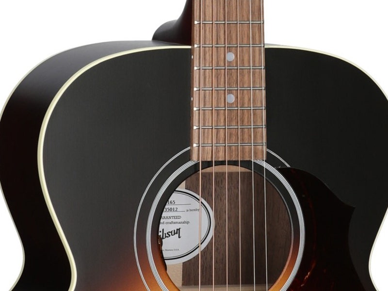 Gibson Exclusive J165 The Perfect Mix of Tonewoods