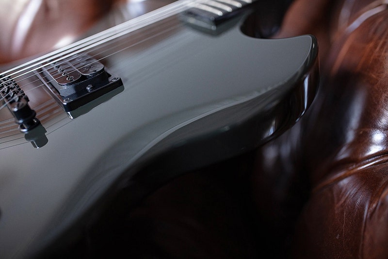 Guild Polara Night Edition A Body Built for Sustain and Comfort