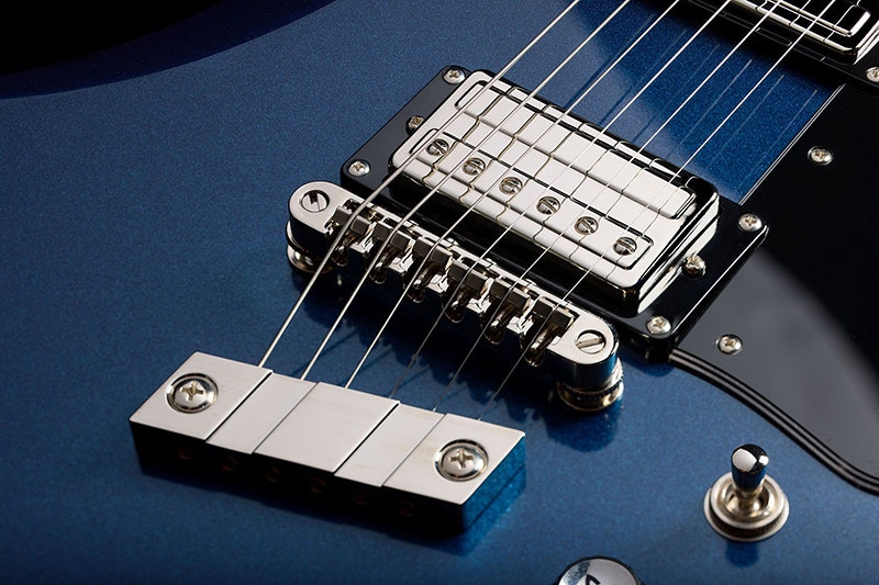 Guild S-300 Pickups and Controls That Mean Business