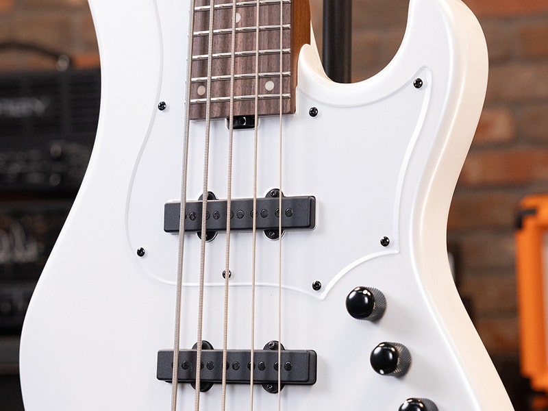 Ibanez Mode MDM1005 5-String Precision Hardware That Won’t Let You Down