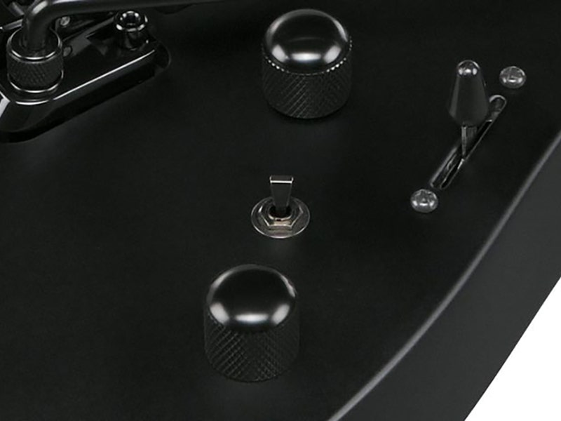 Ibanez Iron Label RGRB720 Hardware That Keeps You in Tune No Matter What