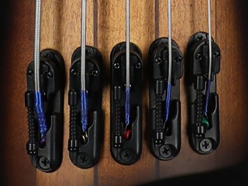 Ibanez Bass Workshop UB805 Acoustic Tone, Electric Convenience