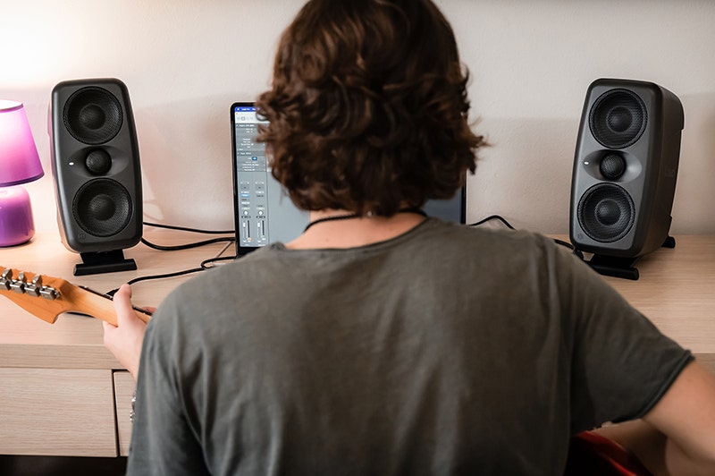 IK Multimedia iLoud Precision MTM MKII Hear Your Sound Exactly as It is
