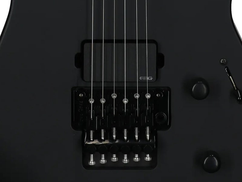 Jackson American Series Soloist SL2MG Stage-Ready Hardware