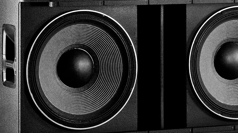 JBL SRX828SP Unleashing Earth-Shaking Performance