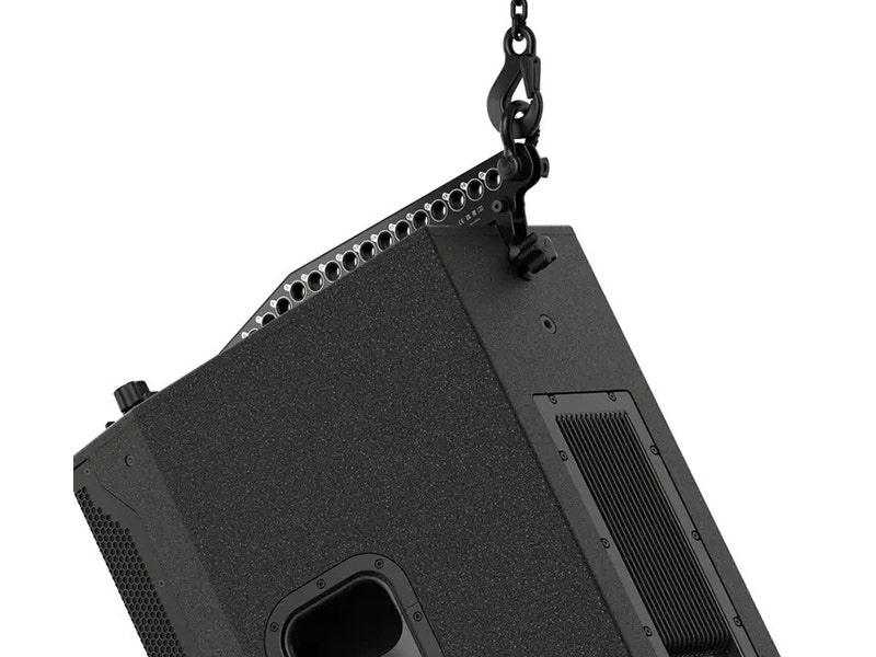 JBL SRX922 Muscle That Punches Above Its Weight