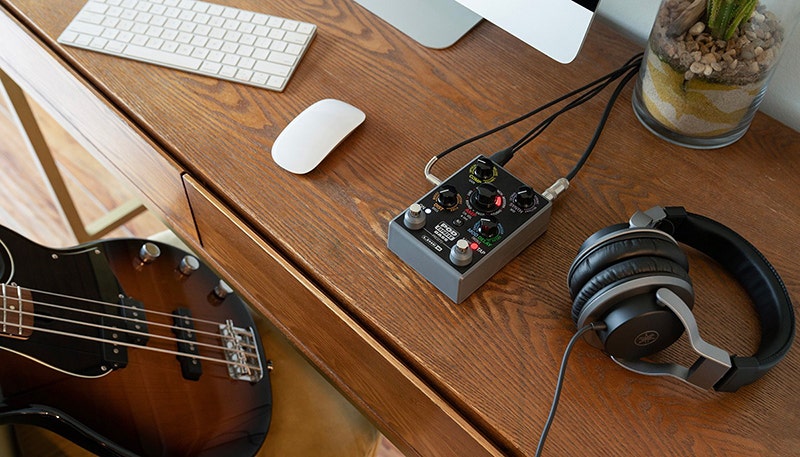 Line 6 POD Express Bass Pedal Big Tone, Tiny Box