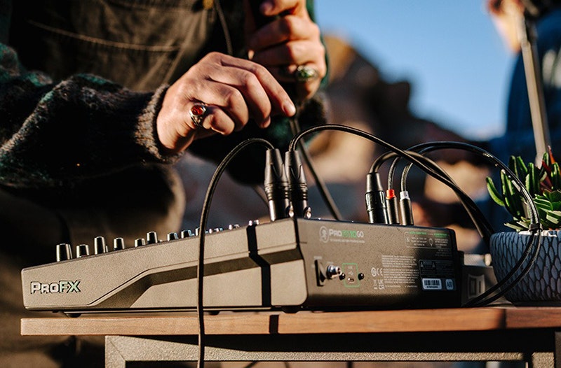 Mackie ProFX10 GO Connections That Goes the Distance