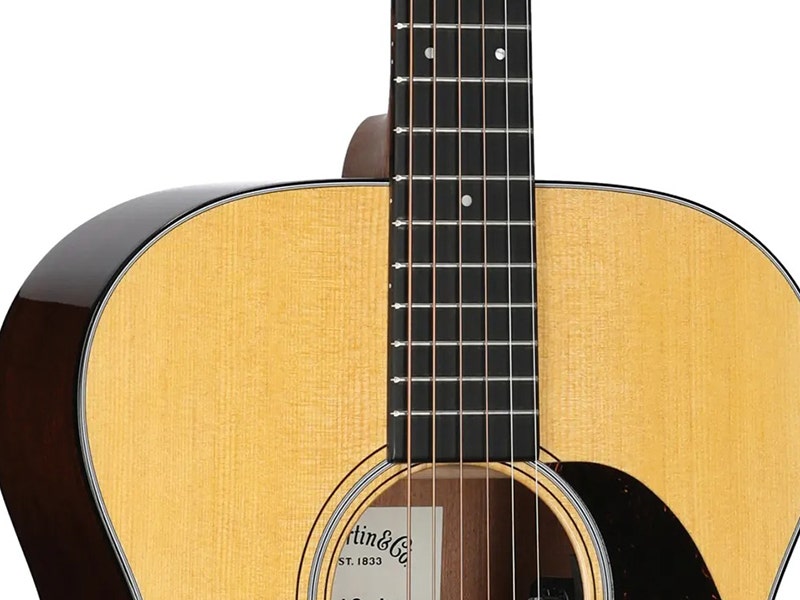 Martin 000-12E Retro Plays Like a Dream