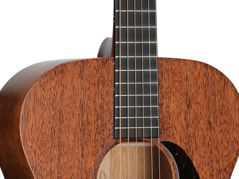 Martin 000-17 Playability That Pushes You Forward